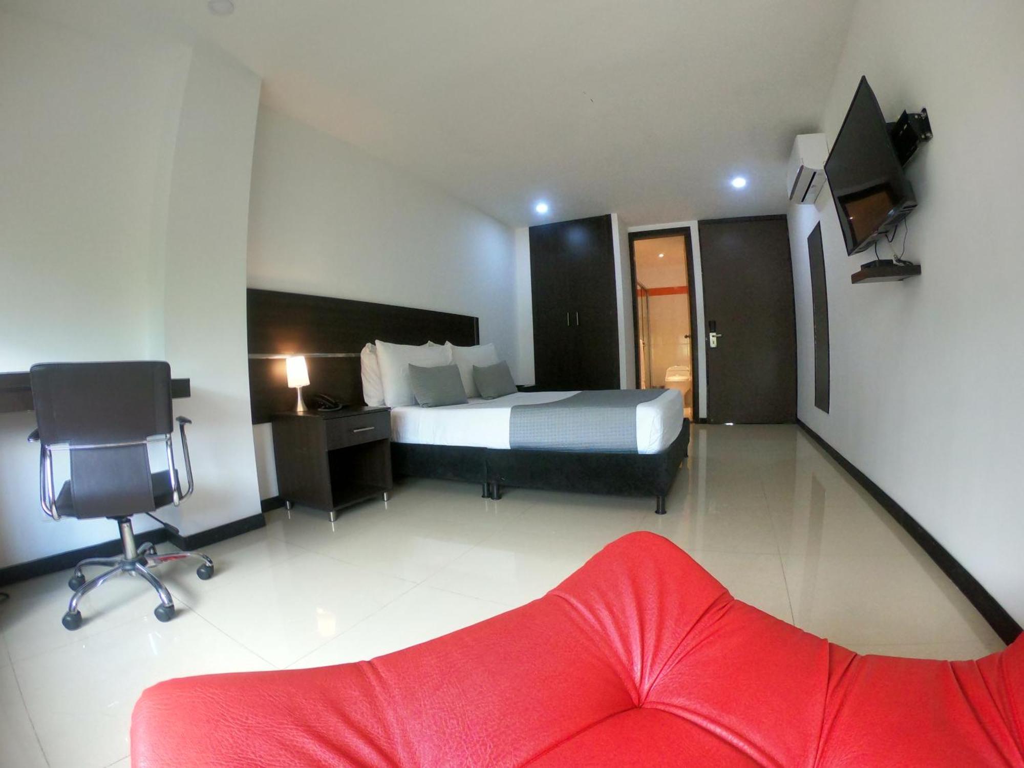 Hotel Ayenda Diagonal Chipichape 1427 Cali Exterior foto